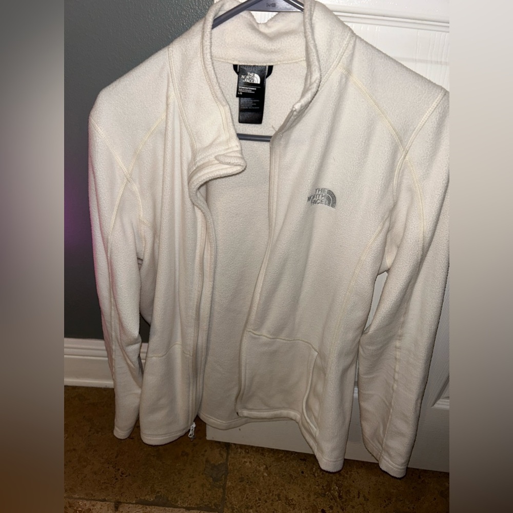 North face size large fleece jacket